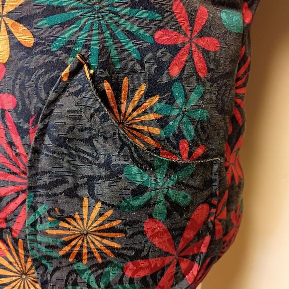 Vintage Ladies Floral Zip-Up Vest - Picture 5 of 10